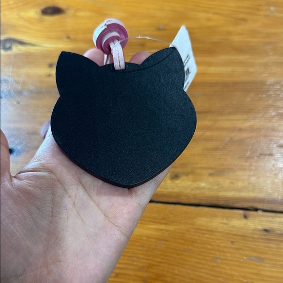 Tod’s Cat Face Leather Bag Charm in Pink and White - Picture 6 of 12